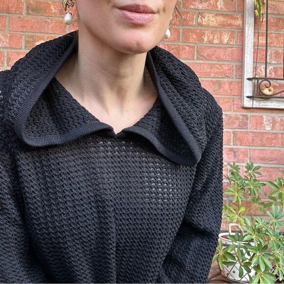 ST. JOHN Sport Black Open Waffle Knit Hooded Pullover M/L Athletic Resort Goth - Picture 8 of 12